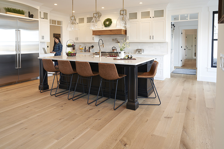 Red Oak Wide Plank Hardwood Flooring - Ponders Hollow Custom Wood Flooring  & Millwork